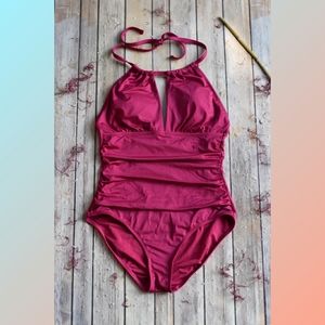 🌺Liz Caliborne Halter One Piece Swimsuit Size 8